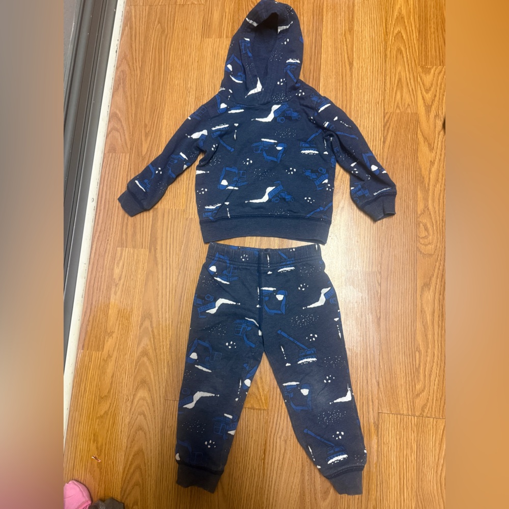 Carter's Navy and White Toddler Outfit